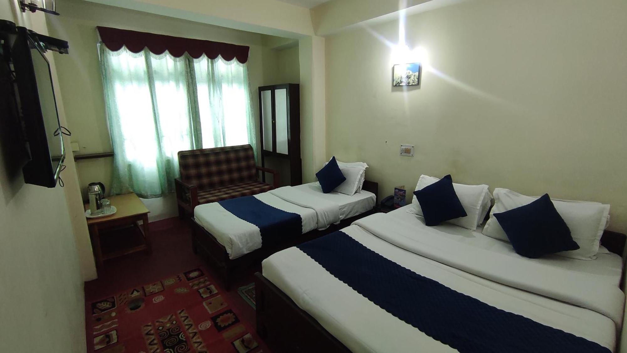 Hotel Kasturi Gangtok Ngoại thất bức ảnh