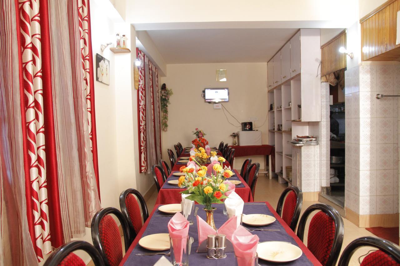 Hotel Kasturi Gangtok Ngoại thất bức ảnh